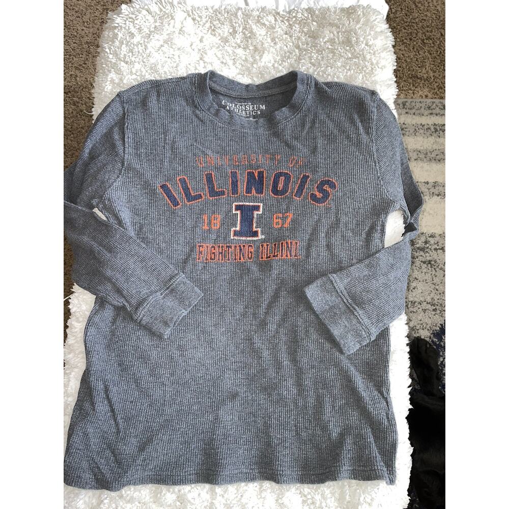 Colosseum Athletics kids sz. L “ Fighting Illini” long sleeved waffle tee. Cute